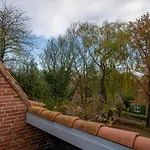 194 Luetjehuus Mit Dachterrasse Im Ersten Stock شقة
