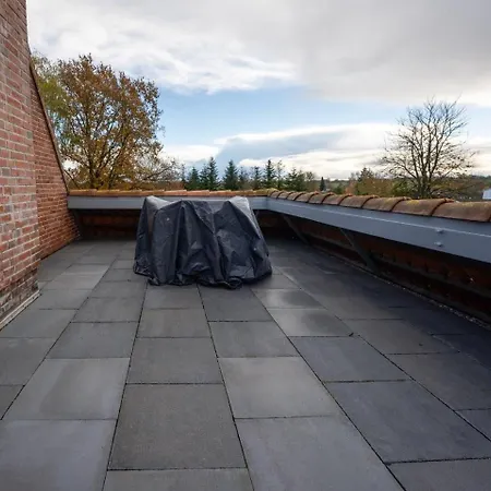 194 Luetjehuus Mit Dachterrasse Im Ersten Stock