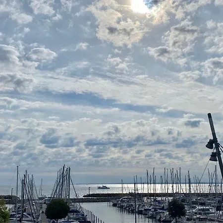 194 Luetjehuus Mit Dachterrasse Im Ersten Stock