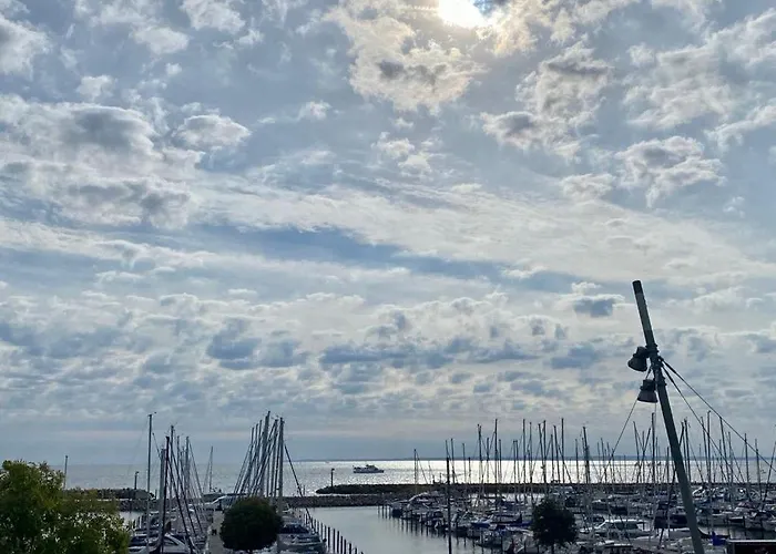 194 Luetjehuus Mit Dachterrasse Im Ersten Stock